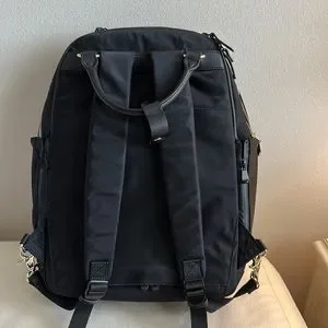 Lo & Sons | Bags | Lo Sons Rowledge Backpack Black Exterior  display picture 2